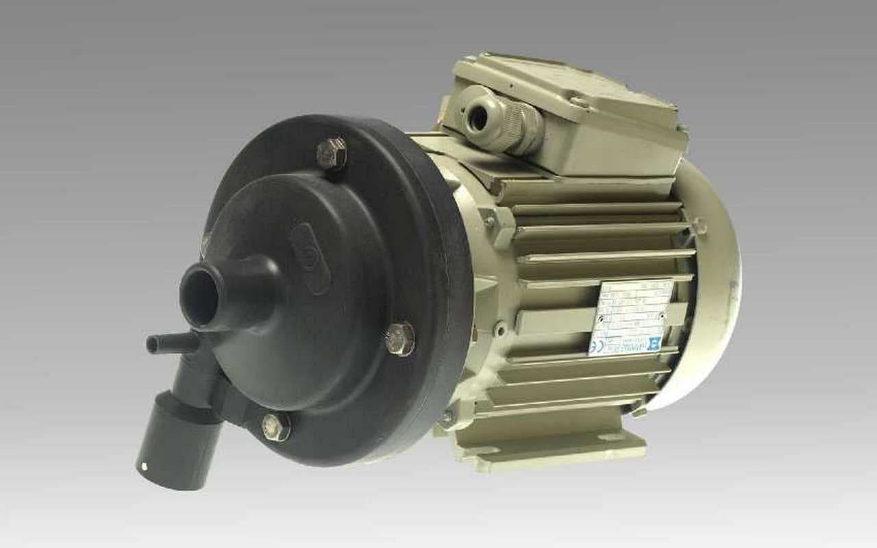 7038-2000-680 Молочный насос в компл.Pla 3Ph 0,55kW 60Hz